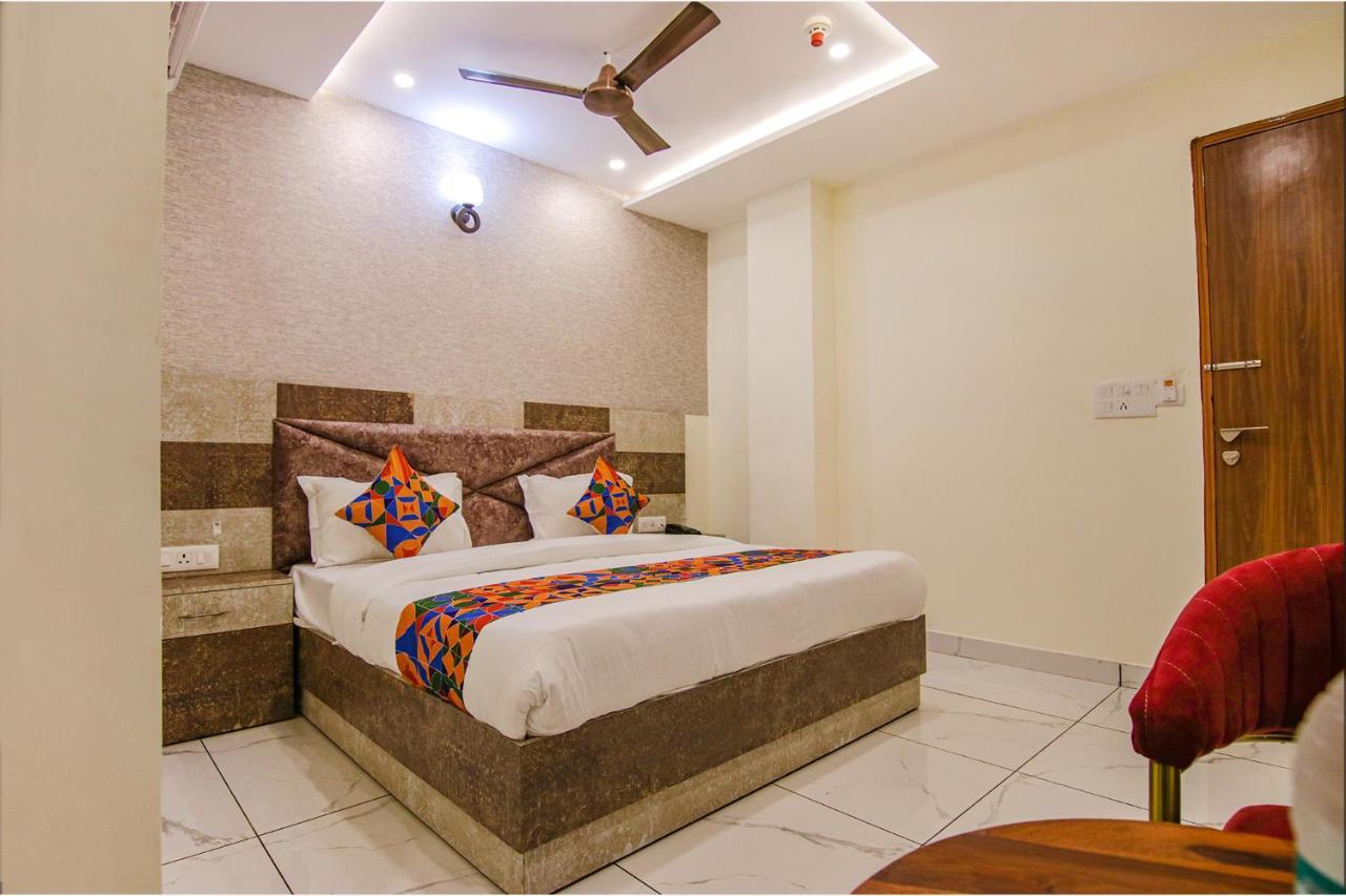 Fabhotel Meridian Inn Mohali Buitenkant foto