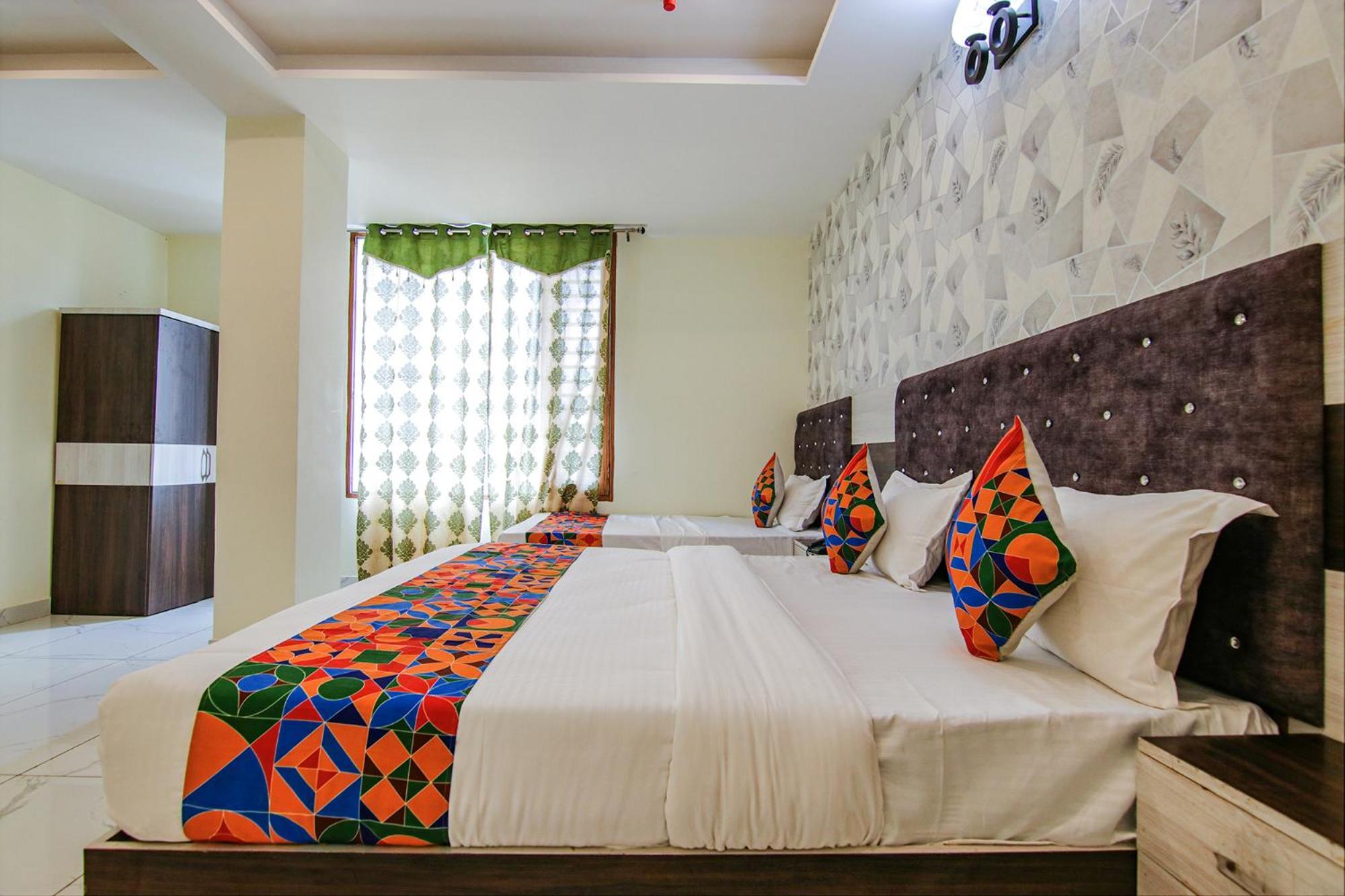 Fabhotel Meridian Inn Mohali Buitenkant foto